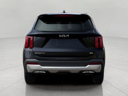 New 2025 Kia Sorento S image 5