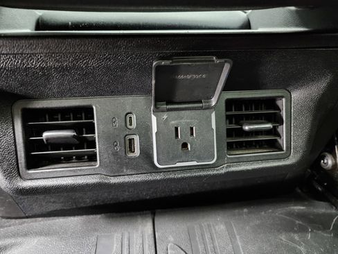 Used 2024 GMC Sierra 2500 SLE w/ SLE Value Package; image 41