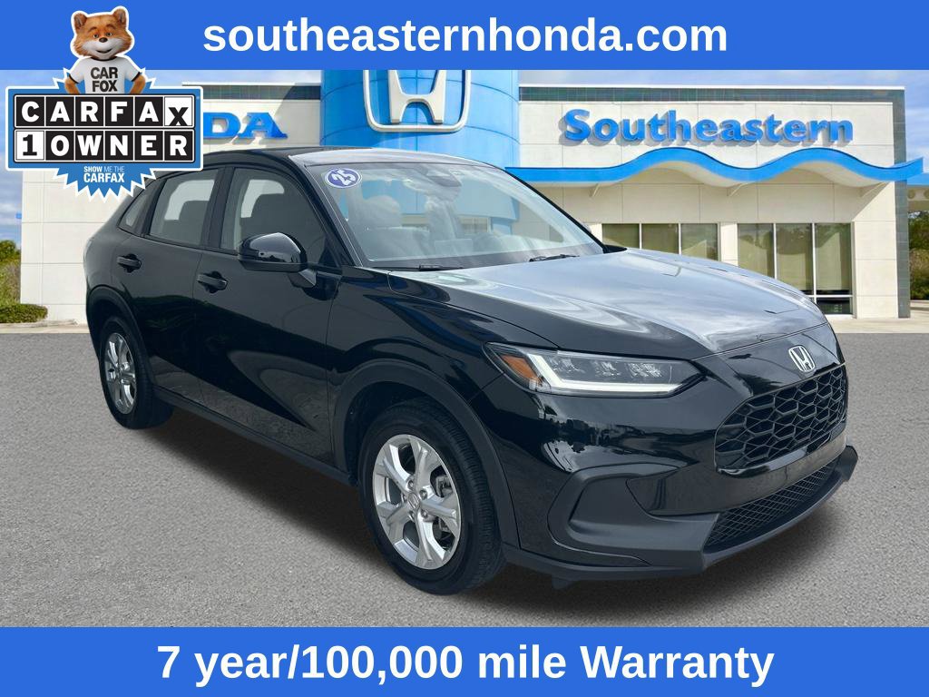 Certified 2025 Honda HR-V LX image 3