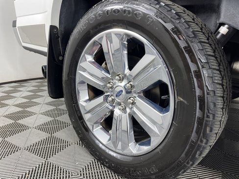 Used 2020 Ford F150 Lariat w/ Equipment Group 502A Luxury AWD/4WD image 13