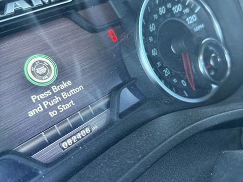 Certified 2019 RAM 1500 Laramie image 6