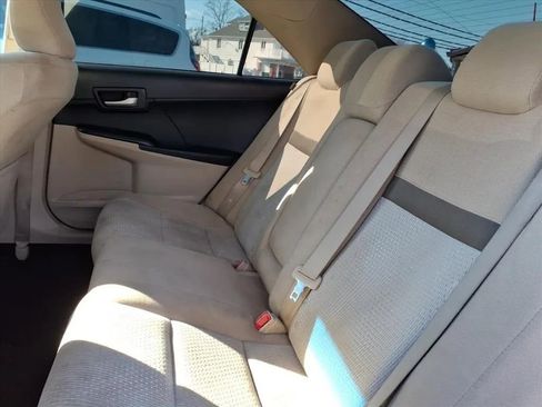 Used 2012 Toyota Camry LE image 22