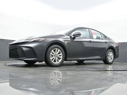 New 2026 Toyota Camry LE image 25