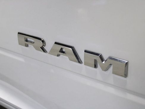 New 2026 RAM 3500 Big Horn AWD/4WD image 43