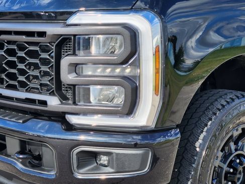 Used 2024 Ford F250 XL w/ STX Appearance Package AWD/4WD image 8