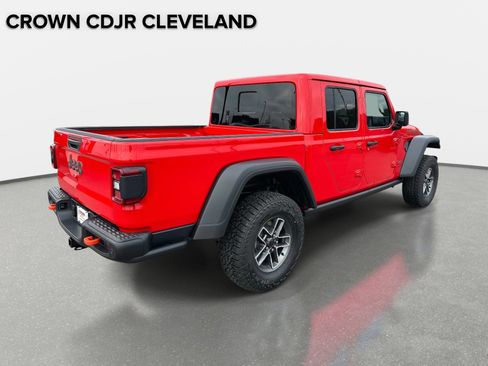New 2026 Jeep Gladiator Mojave w/ Steel Bumper Group AWD/4WD image 4