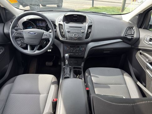 Used 2017 Ford Escape SE image 11