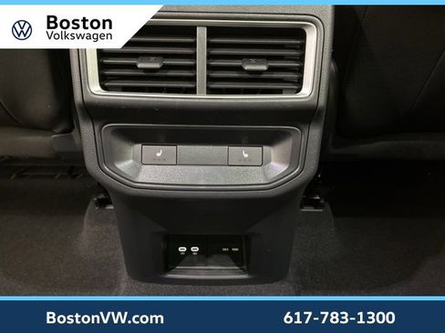 New 2025 Volkswagen Atlas Cross Sport SEL Premium R-Line image 19