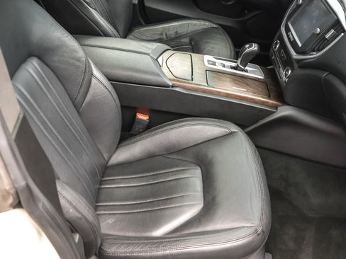 Used 2014 Maserati Ghibli S Q4 AWD/4WD image 23