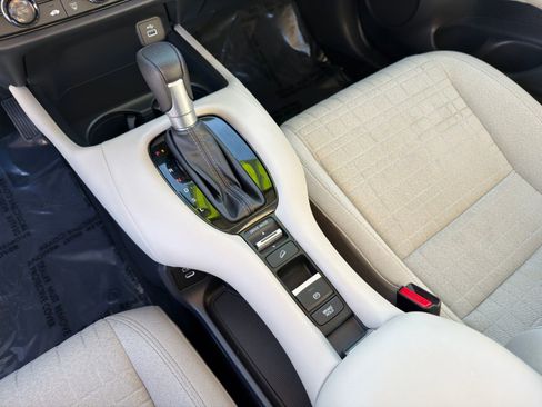 Used 2024 Honda HR-V LX image 20