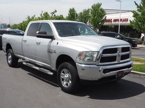 Used 2017 RAM 2500 SLT AWD/4WD image 9