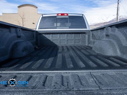 Used 2024 RAM 3500 Tradesman w/ Convenience Group AWD/4WD image 7