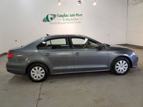 Used 2015 Volkswagen Jetta S image 7