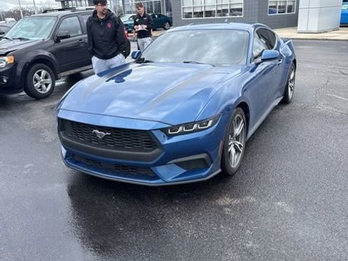 Used 2024 Ford Mustang Coupe image 2