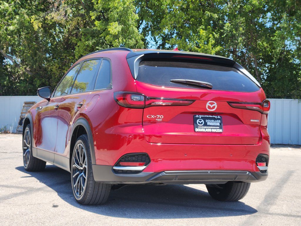 Certified 2025 MAZDA CX-70 Plug-In Hybrid w/ Premium Plus AWD/4WD image 4