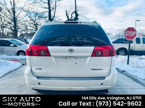 Used 2007 Toyota Sienna FWD image 5