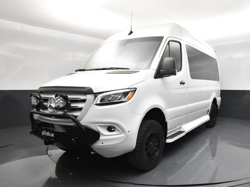 Used 2020 Mercedes-Benz Sprinter 2500 image 2