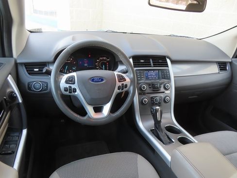 Used 2012 Ford Edge SEL image 4