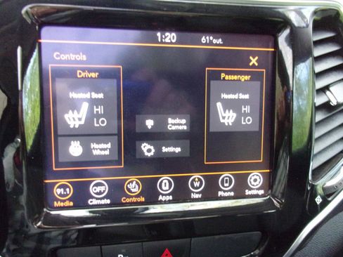 Used 2020 Jeep Cherokee Limited AWD/4WD image 25