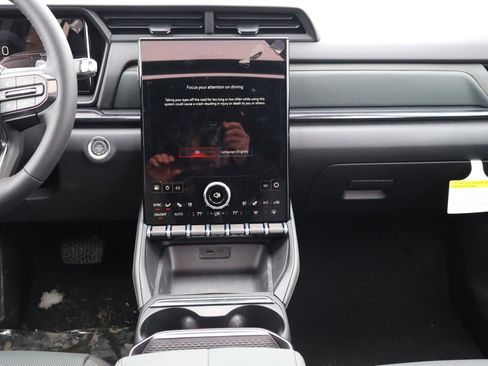 New 2026 GMC Terrain AT4 w/ Convenience Package III image 11