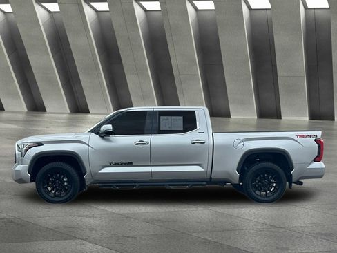 Used 2022 Toyota Tundra Limited w/ TRD Off-Road Package AWD/4WD image 7