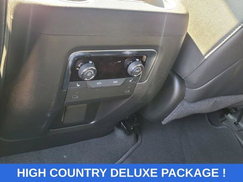 New 2026 Chevrolet Suburban High Country image 14