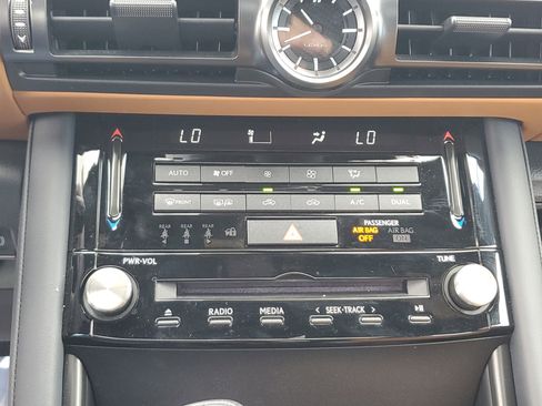 Used 2023 Lexus IS 300 IS 300 image 31