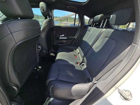 Used 2021 Mercedes-Benz GLA 250 4MATIC image 16
