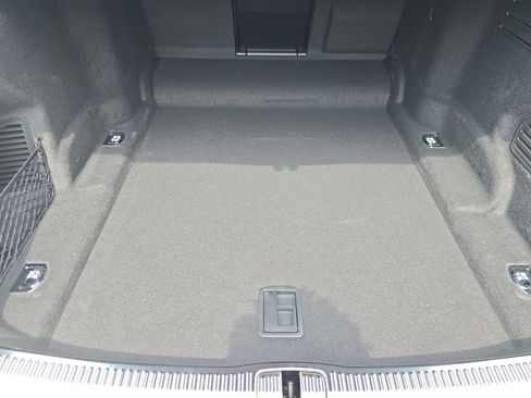 New 2026 Audi A8 L 3.0T AWD/4WD image 12