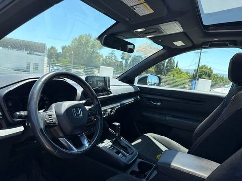 Used 2023 Honda CR-V Sport image 3