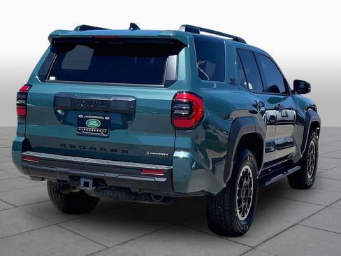 Used 2025 Toyota 4Runner TRD Off-Road AWD/4WD image 12