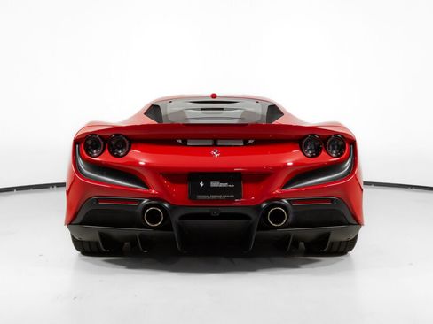 Used 2021 Ferrari F8 Tributo image 7