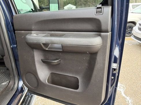 Used 2012 GMC Sierra 2500 SLE w/ SLE Preferred Package image 31