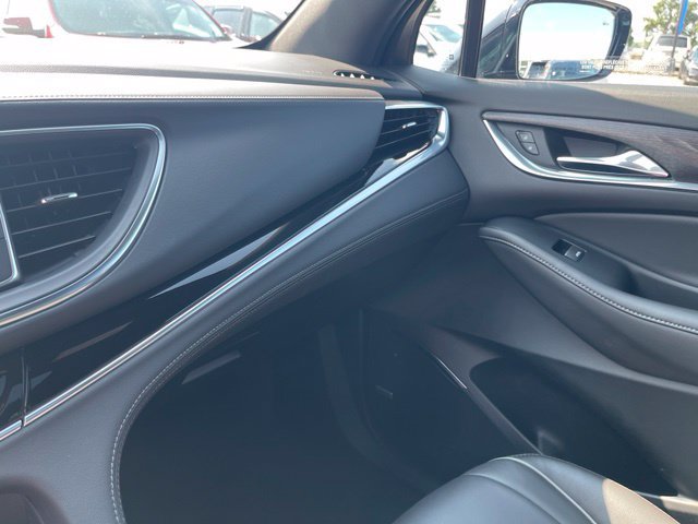 Used 2024 Buick Enclave Avenir w/ Trailering Package, 5000 lbs. AWD/4WD image 25