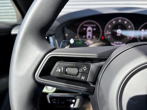 New 2026 Porsche Panamera 4 image 15