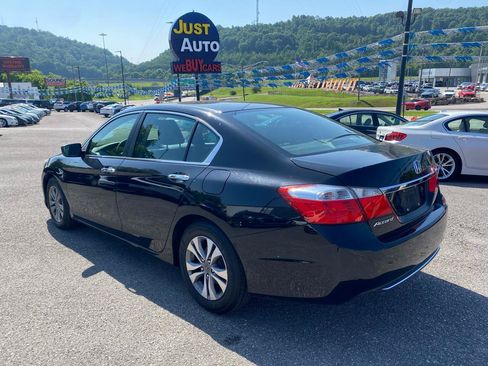 Used 2013 Honda Accord LX image 5