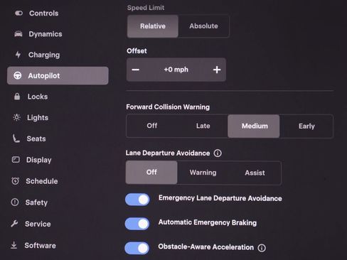 Used 2023 Tesla Model 3 Standard Range image 42
