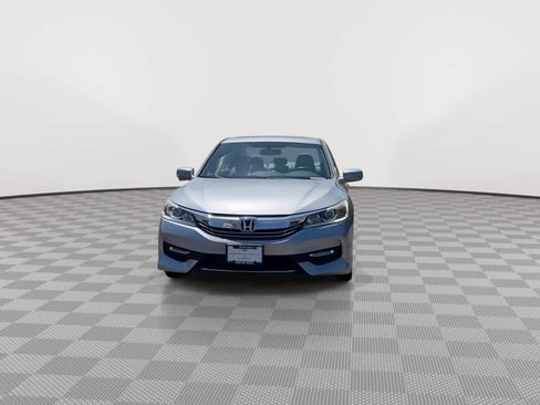 Used 2016 Honda Accord EX-L image 3