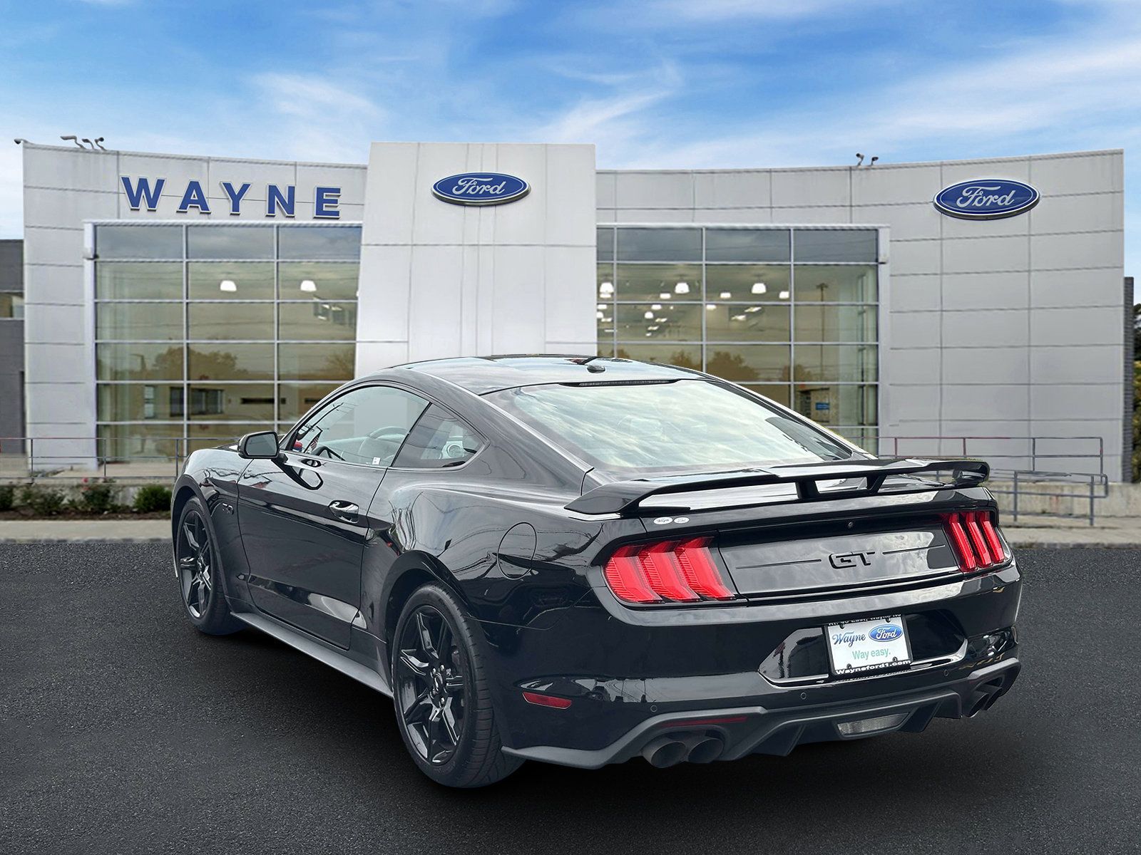 Used 2019 Ford Mustang GT Premium w/ Equipment Group 401A RWD image 4