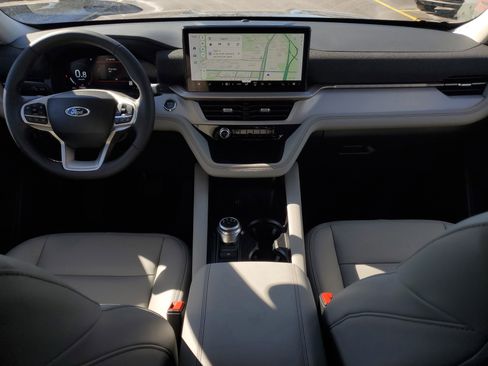 New 2026 Ford Explorer Active w/ Active Comfort Package image 28
