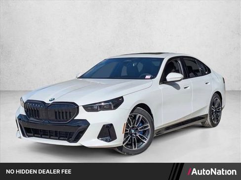 New 2026 BMW 530i w/ M Sport Package RWD image 1