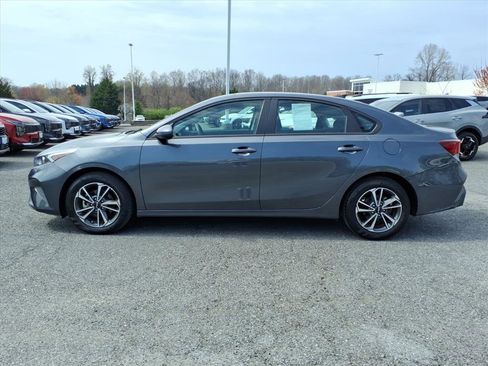 Used 2024 Kia Forte LXS image 7