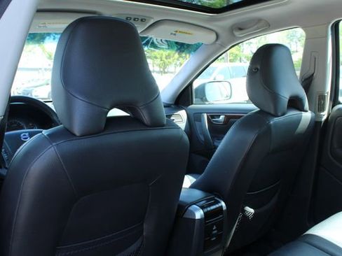 Used 2006 Volvo XC70 image 29