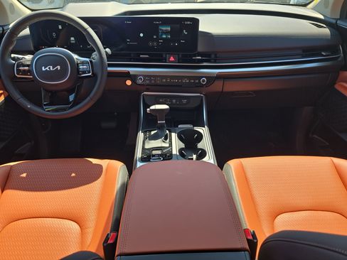 New 2026 Kia Carnival SX Prestige FWD image 13
