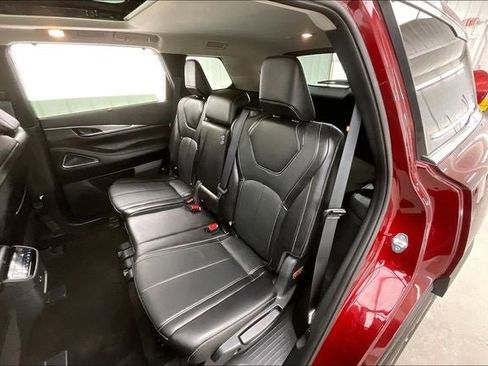 Certified 2025 INFINITI QX60 Luxe image 21