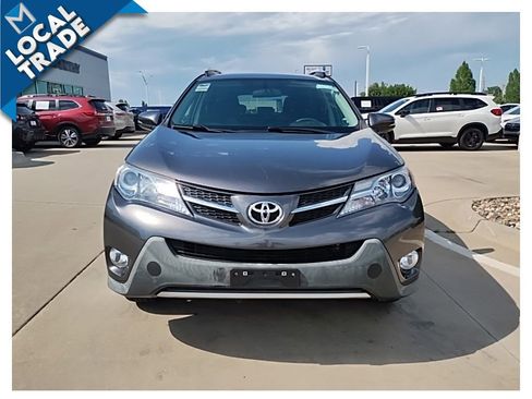 Used 2015 Toyota RAV4 XLE AWD/4WD image 3
