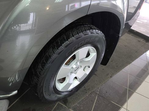 Used 2006 Nissan Pathfinder SE w/ (P01) Se Premium Pkg image 39