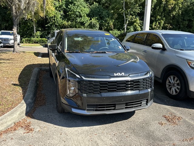 Used 2026 Kia Sportage EX FWD image 4