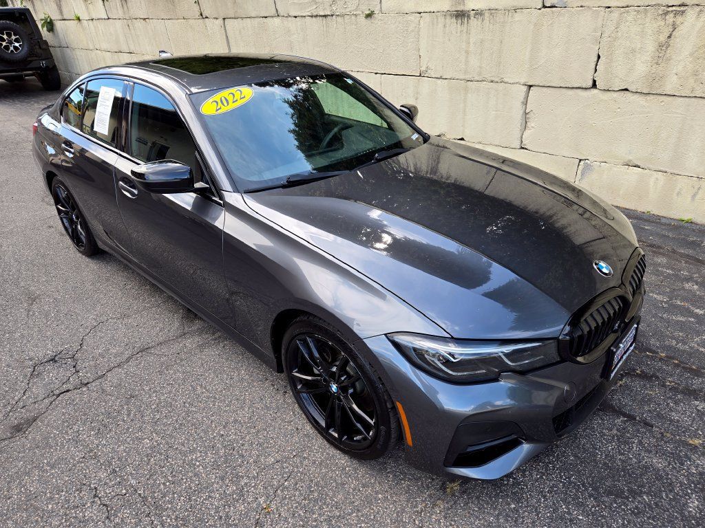 Used 2022 BMW 330i xDrive Sedan w/ M Sport Package AWD/4WD image 35