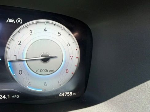 Used 2023 Hyundai Santa Fe Calligraphy AWD/4WD image 16